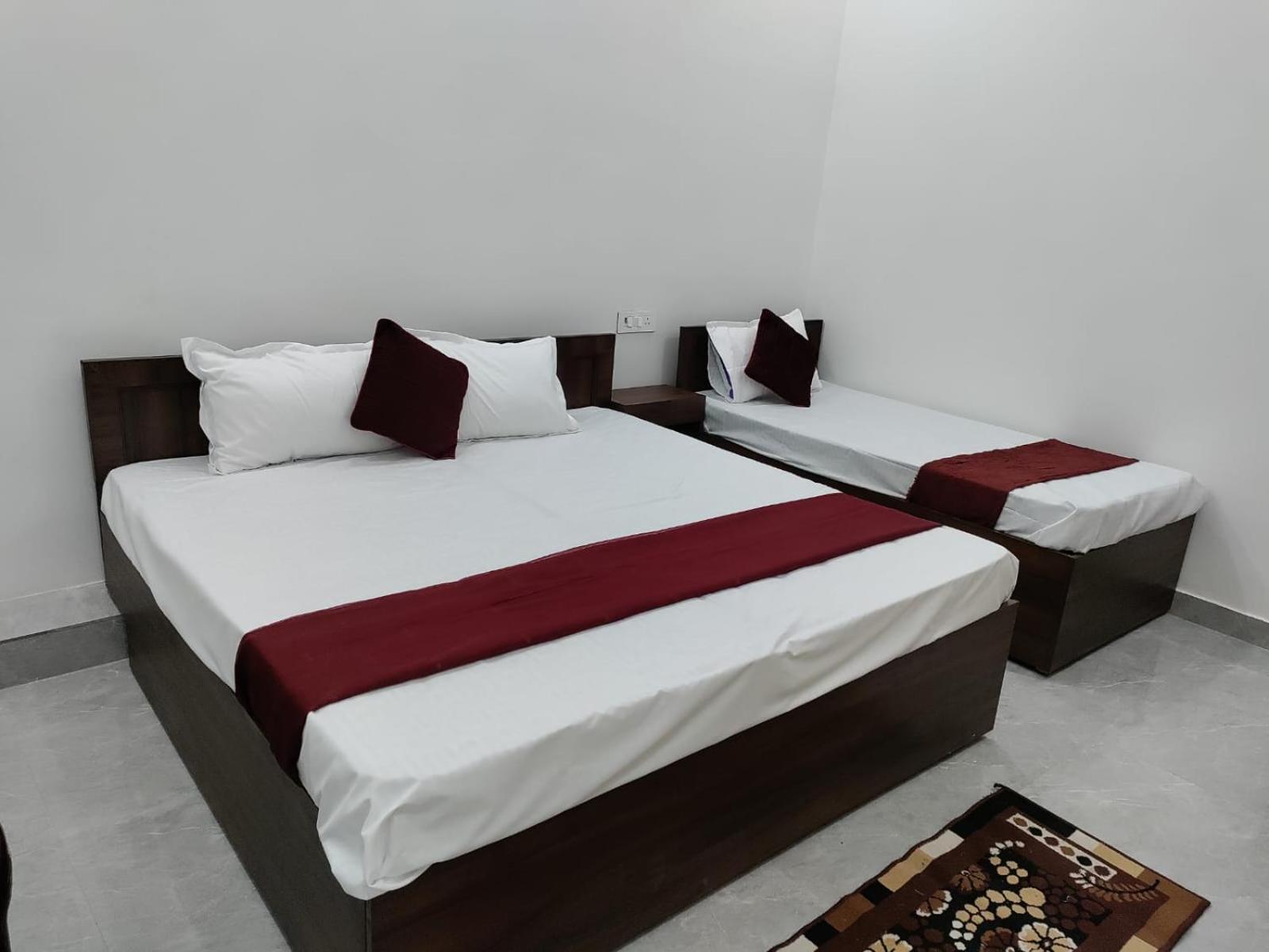 Ayodhya Onlystay The Ashoka Palace Near Ram Mandir מראה חיצוני תמונה